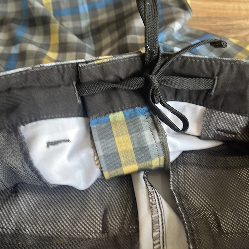 NWT TOMMY BAHAMA Cayman Spectrum Check Island Active Shorts Men - Picture 6 of 7